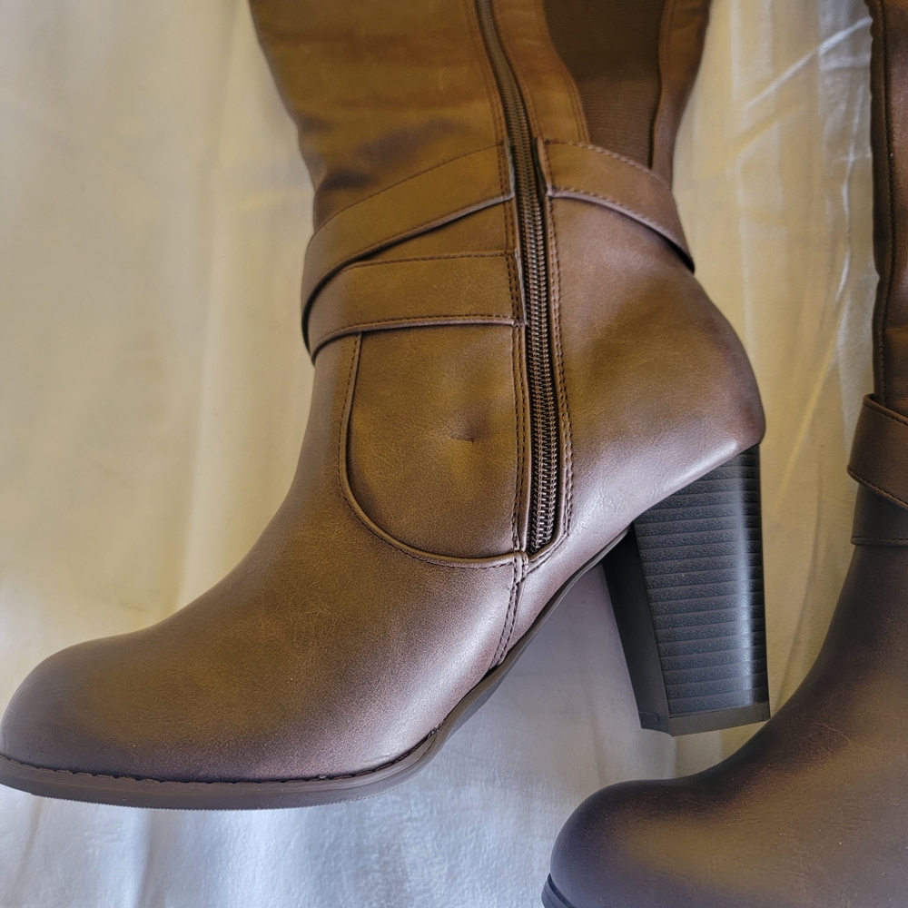 torrid Brown Mid-Calf Heeled Buckle Riding Boots - Picture 3 of 8